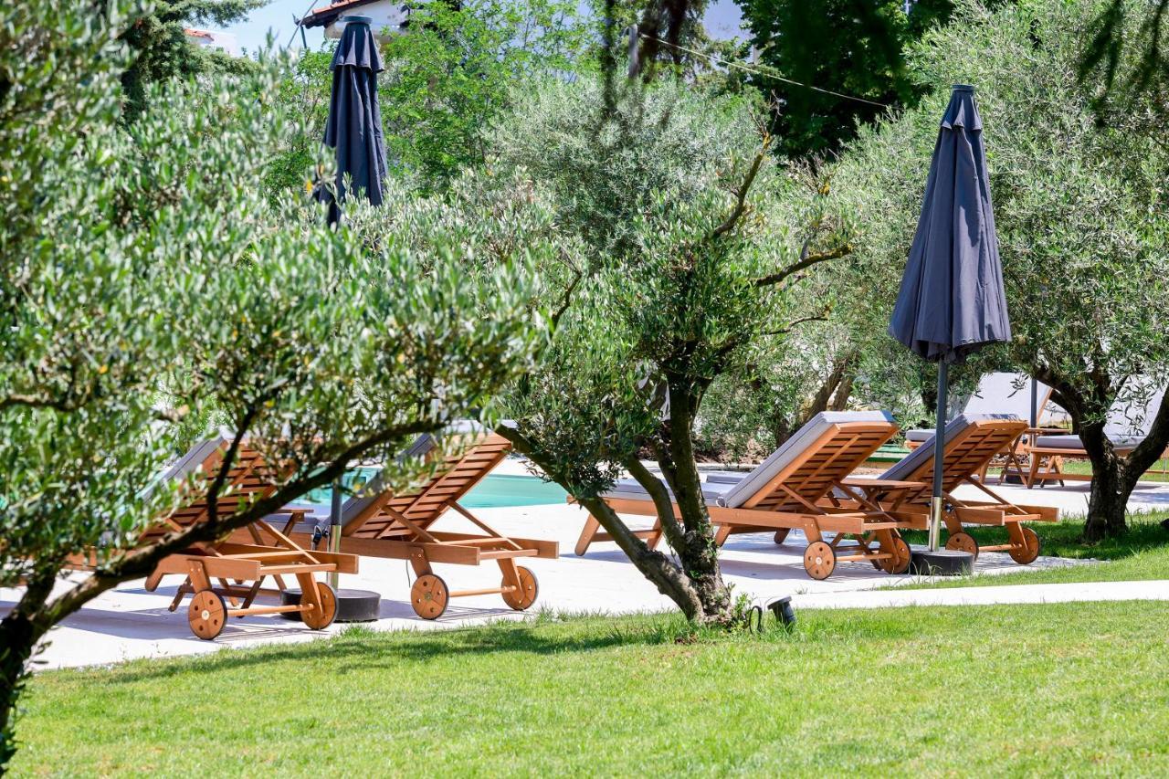 Elies Aesthetic Living Hotel Nea Iraklitsa Bagian luar foto