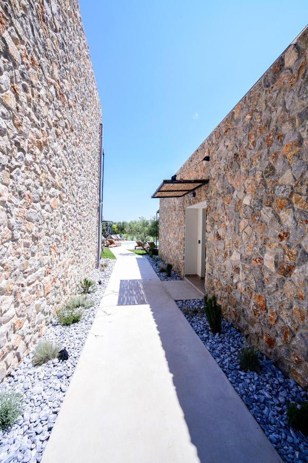 Elies Aesthetic Living Hotel Nea Iraklitsa Bagian luar foto