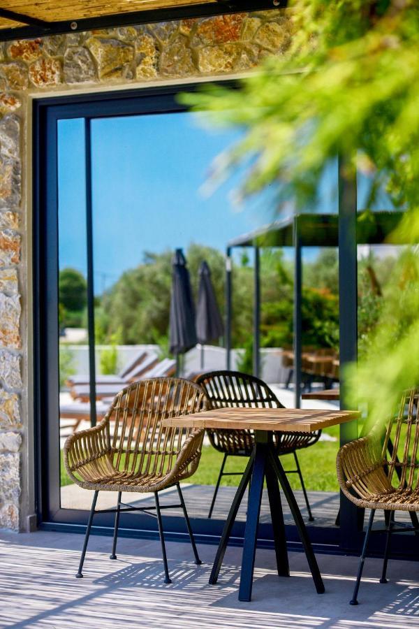 Elies Aesthetic Living Hotel Nea Iraklitsa Bagian luar foto