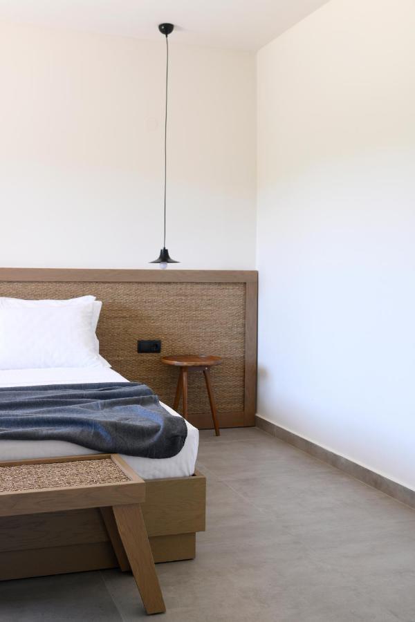Elies Aesthetic Living Hotel Nea Iraklitsa Bagian luar foto